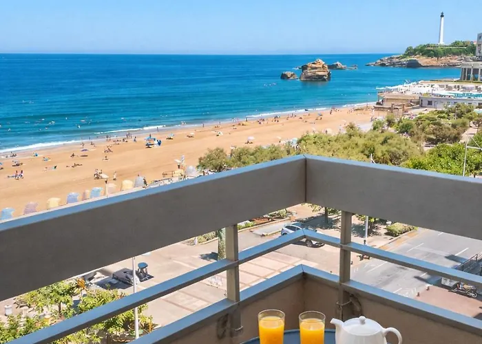 Les Pieds Dans Le Sable, Vue & Balcon Μπιαρίτζ