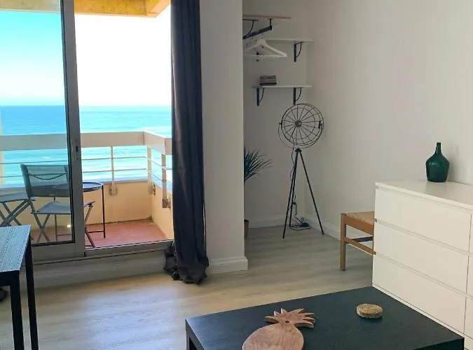 Les Pieds Dans Le Sable, Vue & Balcon *